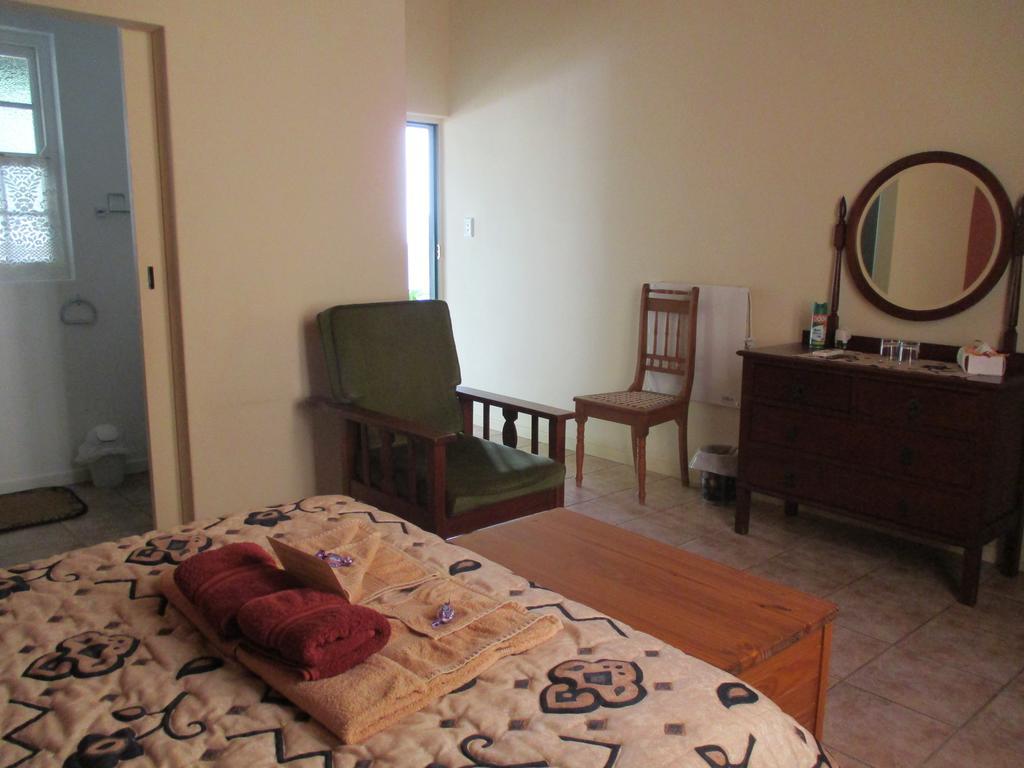 Van Rhyn Guest House Vanrhynsdorp Esterno foto